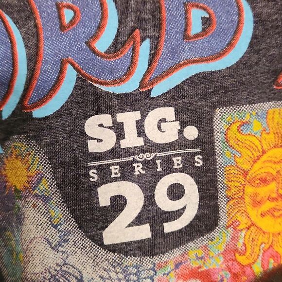 Hard Rock Cafe Biloxi Series 29 Jimi Hendrix T-Shirt Women's Size L - Picture 4 of 8